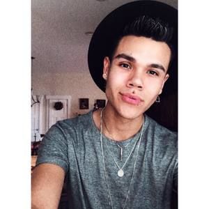 Meet your Posher, Chris